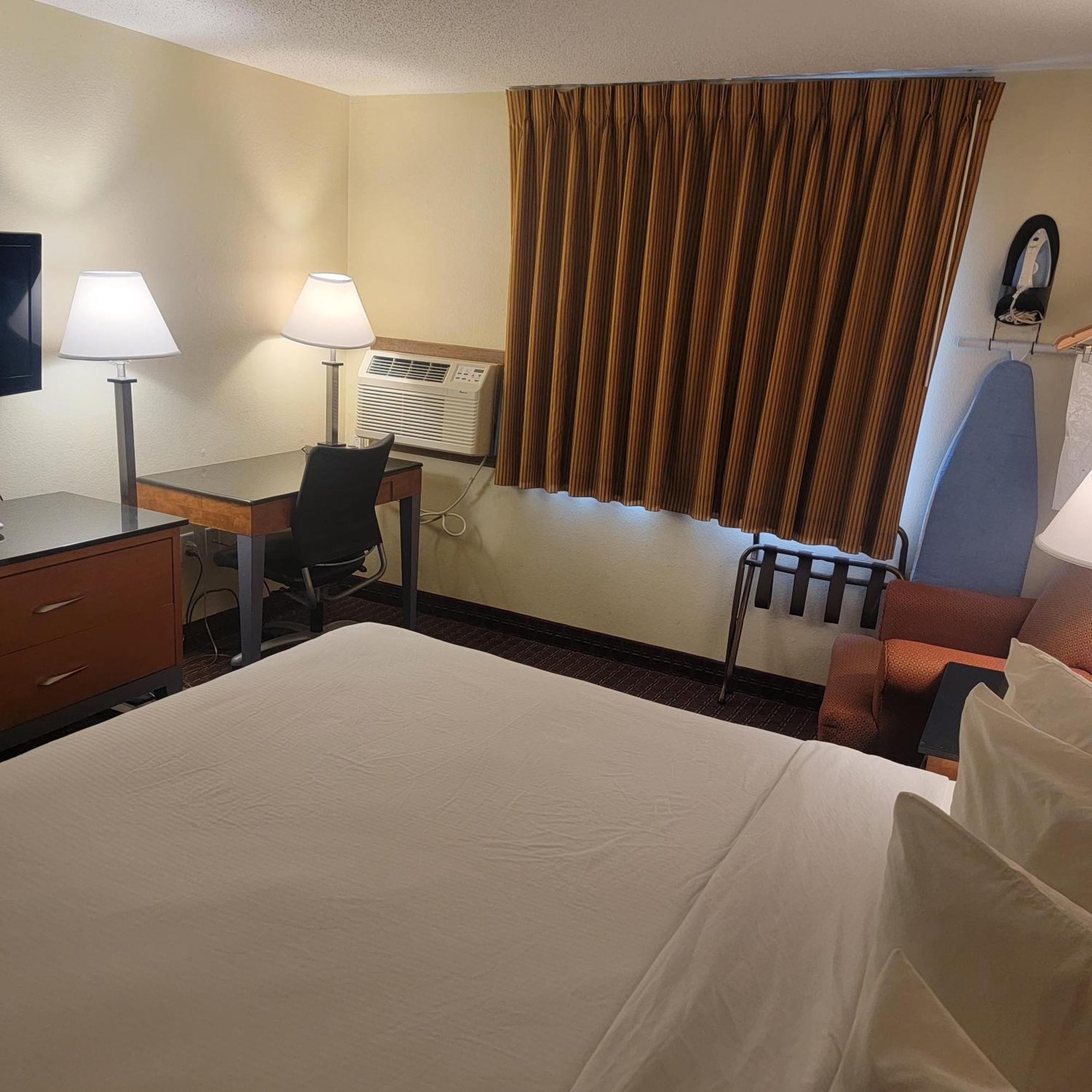 Days Inn By Wyndham Fort Dodge Zewnętrze zdjęcie
