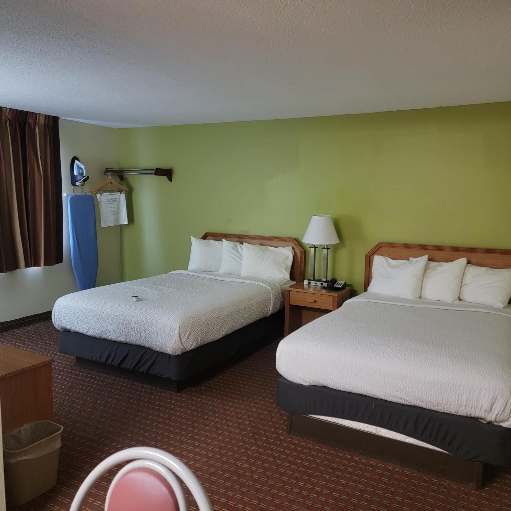 Days Inn By Wyndham Fort Dodge Zewnętrze zdjęcie