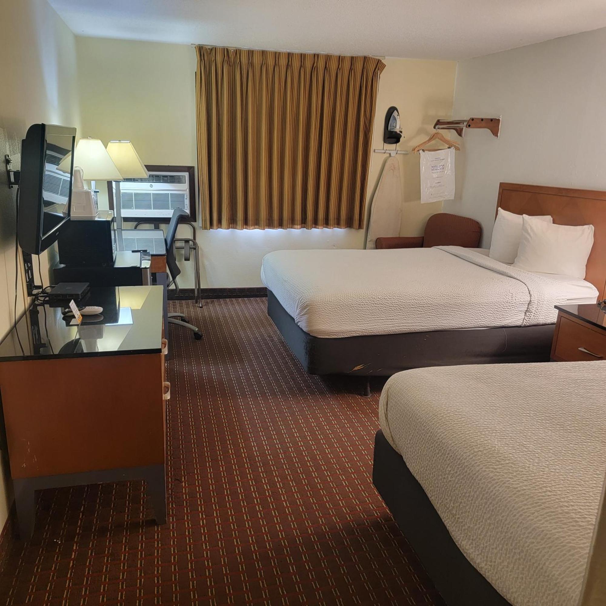 Days Inn By Wyndham Fort Dodge Zewnętrze zdjęcie